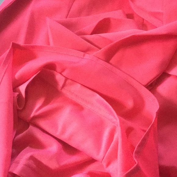 FUCHSIA SELF TIE V-NECK DETAILED LINED ROMPER - Picture 6 of 8